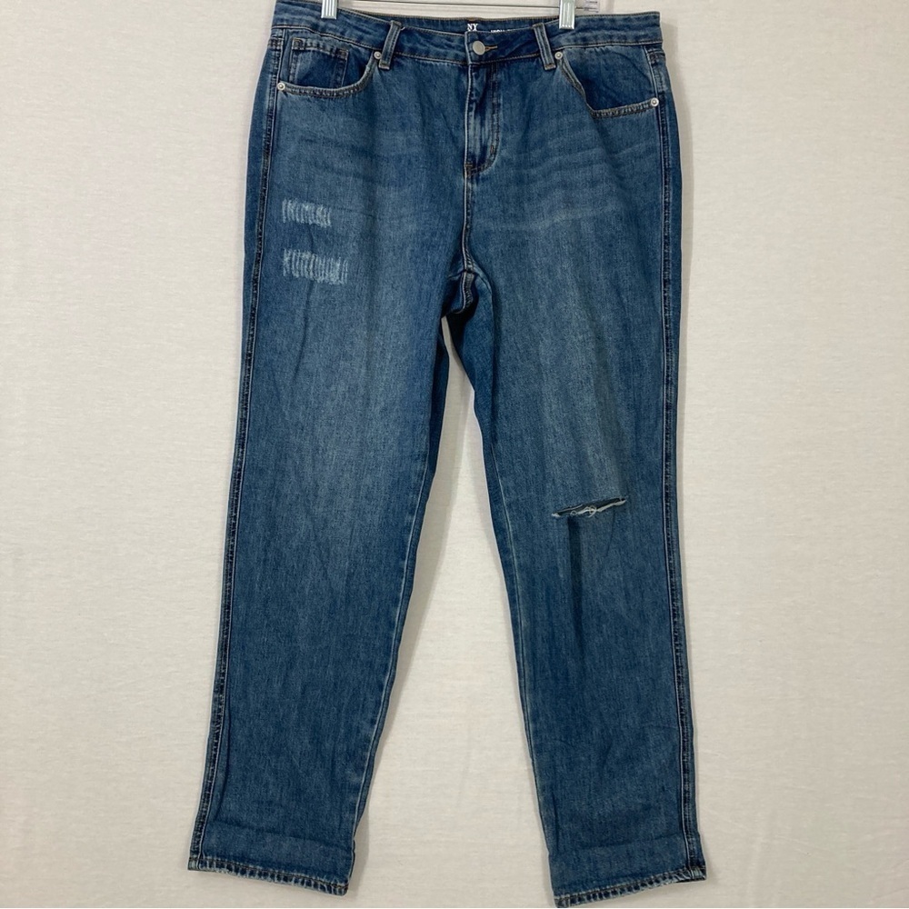 New New York & Company Light Distressed High Rise Boyfriend Jeans size 16‎